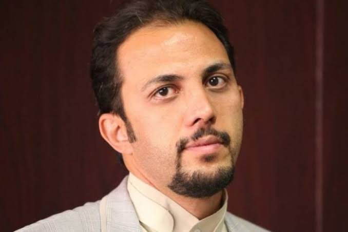 حامد آئینه وند